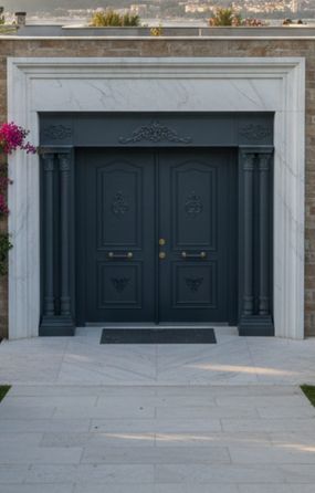Lüks Villa Kapıları